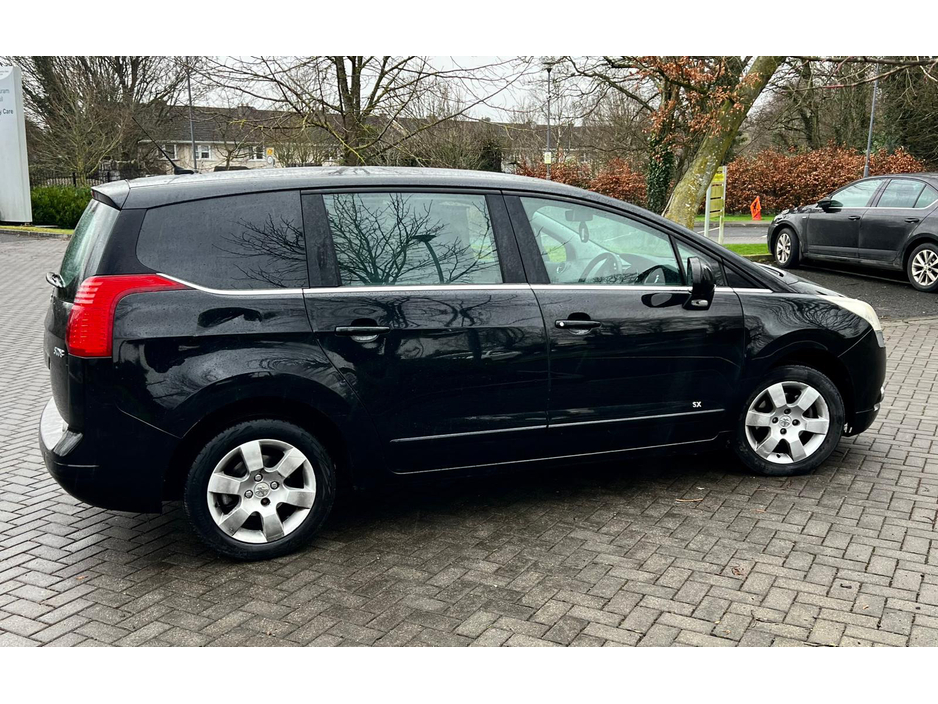 2011 Peugeot 5008 SX 1.6 HDI 112 7S EURO 5 E5 5DR €3,350