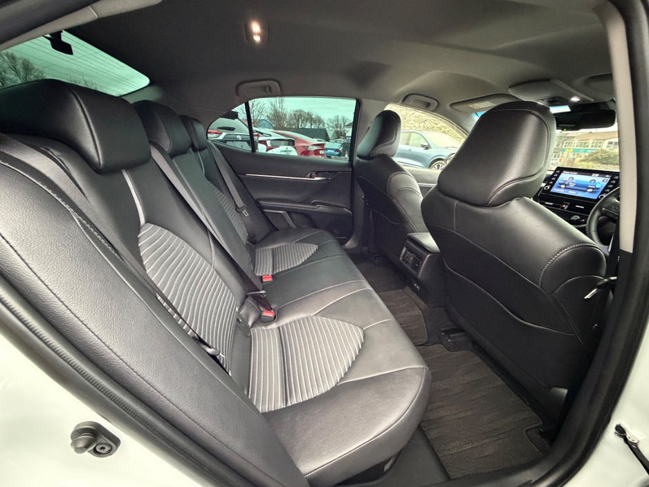 2023 Toyota Camry - image 18
