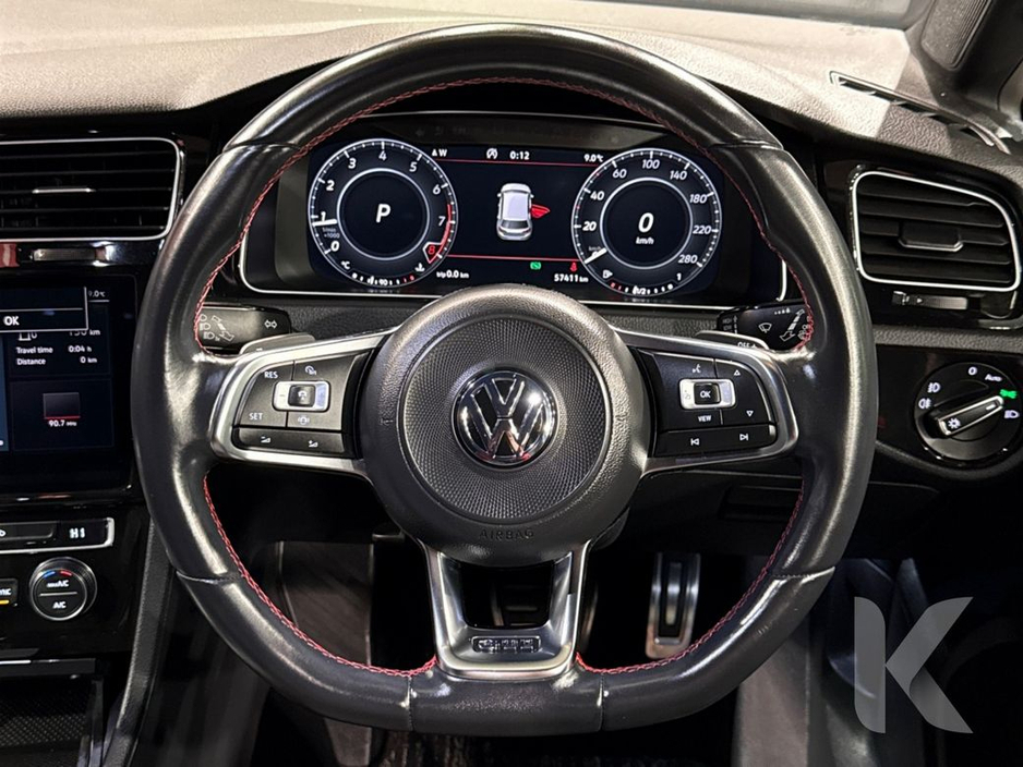 2019 Volkswagen Golf - image 18