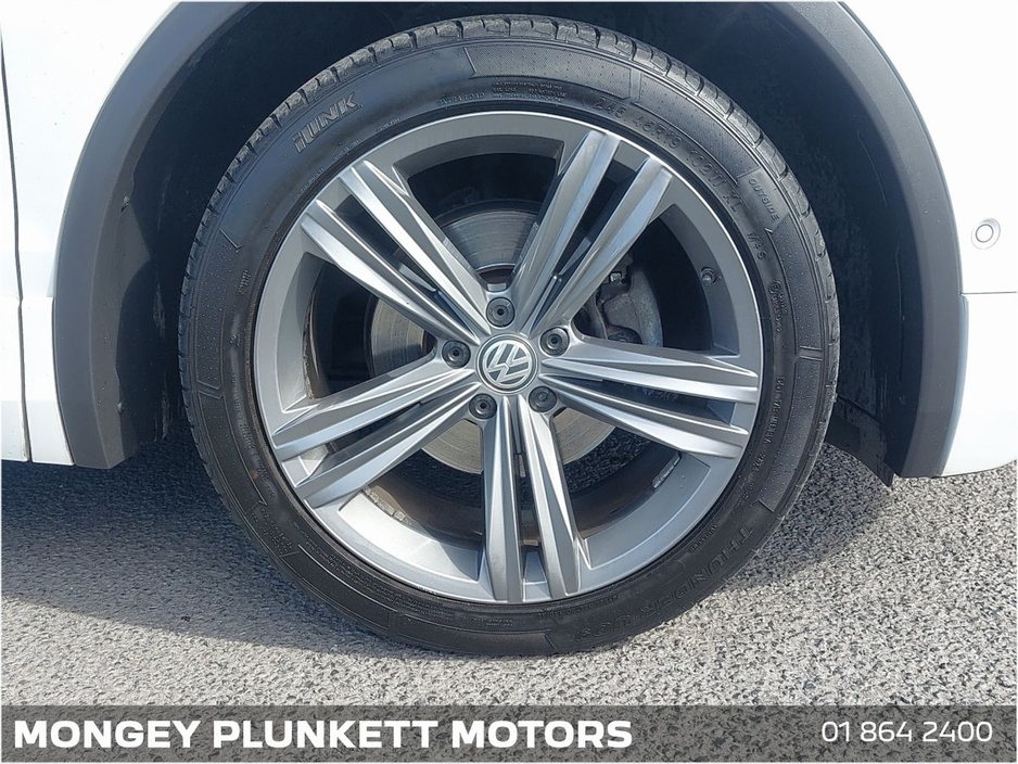 2019 Volkswagen Tiguan - image 10