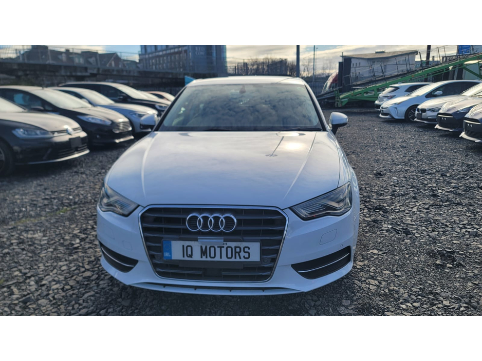 2015 Audi A3 - image 2