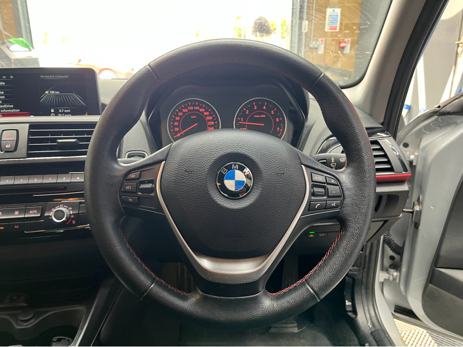 2015 BMW 1 Series - image 8