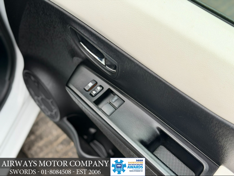 2013 Toyota Yaris 1.33 VVT-I TREND 5DR - FRESH NCT €6,950