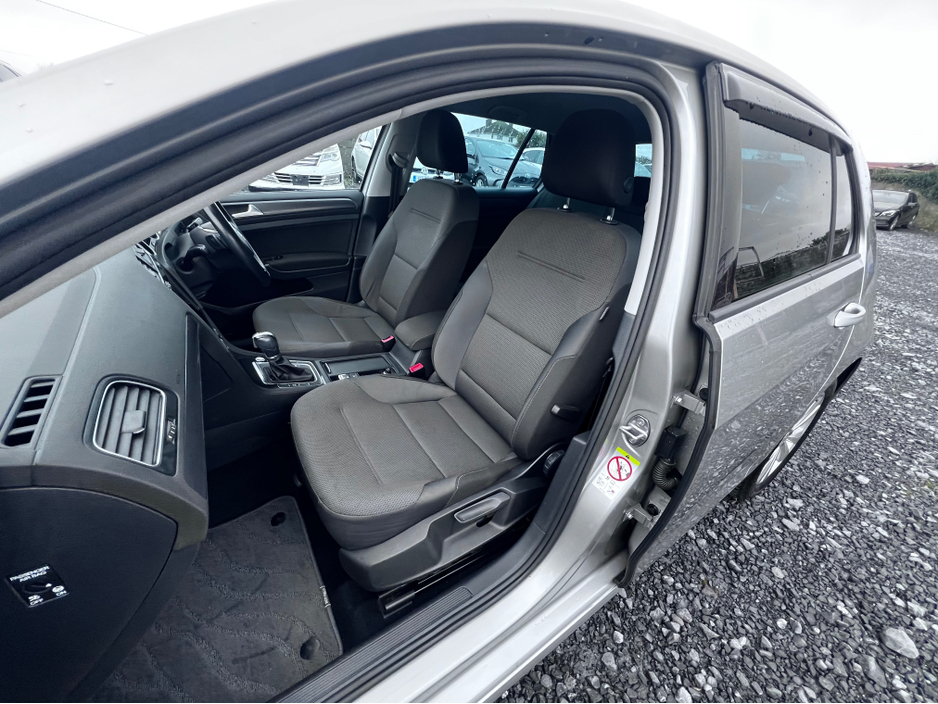 2018 Volkswagen Golf 2018 Volkswagen Golf 1.2 TSI Automatic €17,950