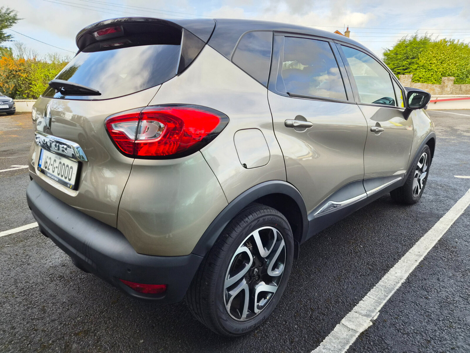 2016 Renault Captur - image 3