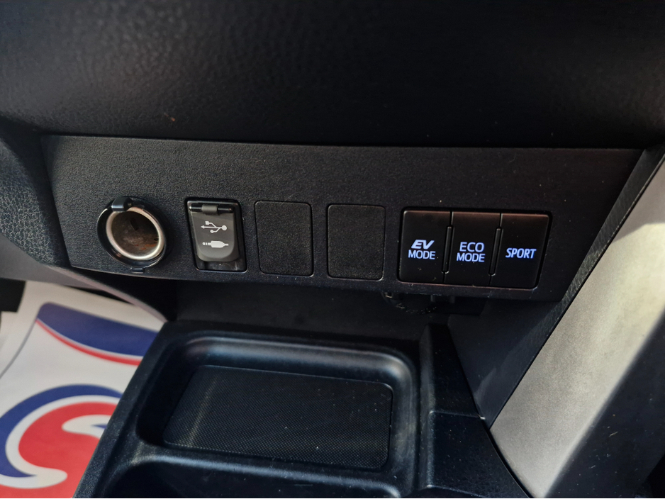 2018 Toyota Rav4 ICON 2.5 VVT-I PETROL HYBRID AUTOMATIC NCT 11/27 FINANCE AVAILABLE @ €90 PER WEEK TOUCH SCREEN MEDIA/ REVERSE CAMERA/  BLUETOOTH/ HISTORY CHECKED €19,900