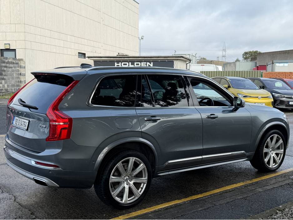 2018 Volvo XC90 - image 8