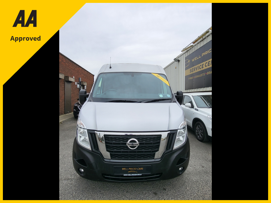 2021 Nissan NV400 - image 11