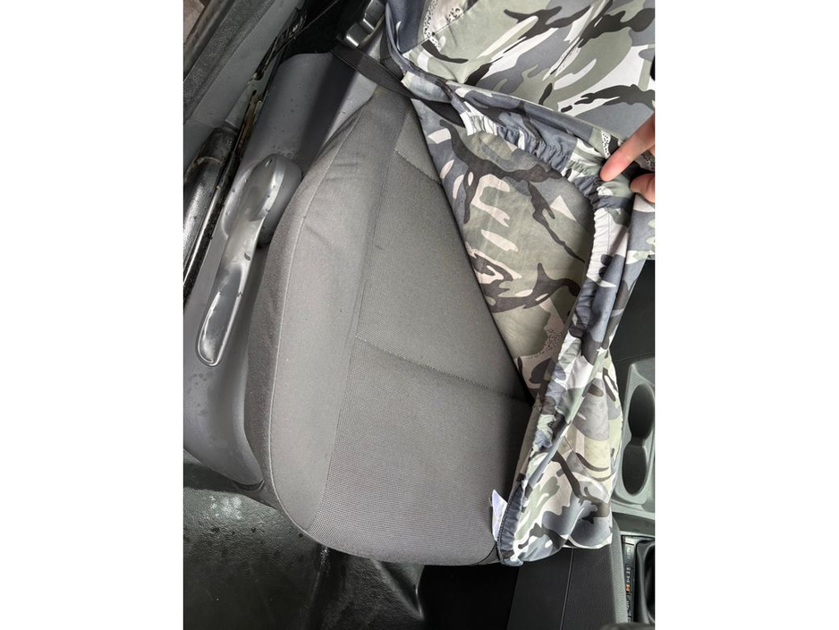 2015 Volkswagen Amarok - image 13