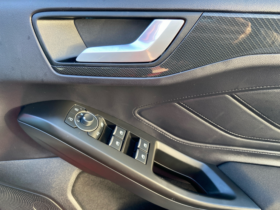 2025 Ford Focus ST-Line X 1.0 125BHP... Full leather seats