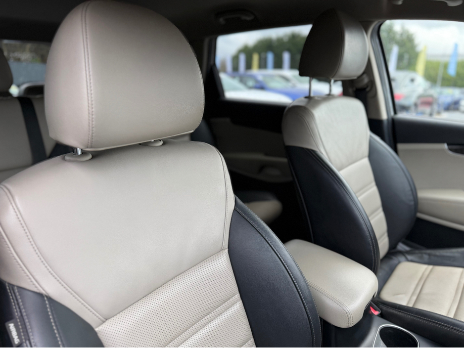2018 Kia Sorento K2 - 2.2 DIESEL - MANUAL - 7 SEATS - 12M WARRANTY - CAR: €20,950