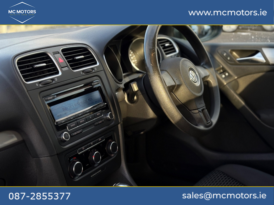 2011 Volkswagen Golf - image 10