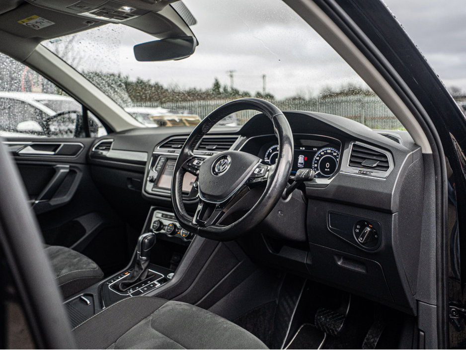 2017 Volkswagen Tiguan 2017 VW Tiguan 2.0d Automatic/High spec/1yr warran €24,888