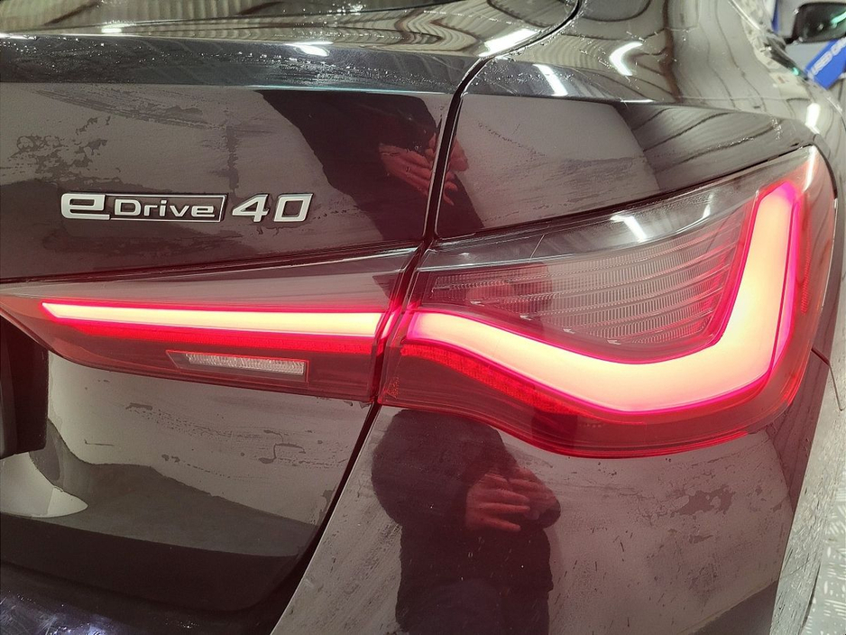 2024 BMW i4 eDrive40 Sport €44,975