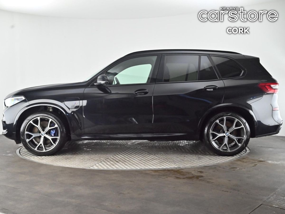 2020 BMW X5 xDrive45e M Sport €56,880
