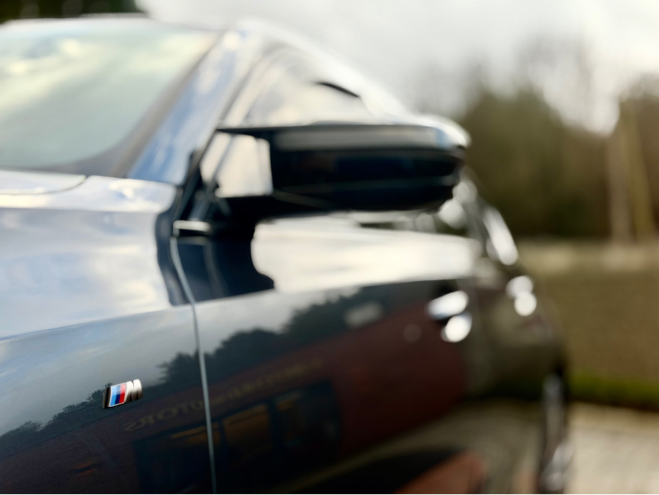 2021 BMW 3 Series - image 15