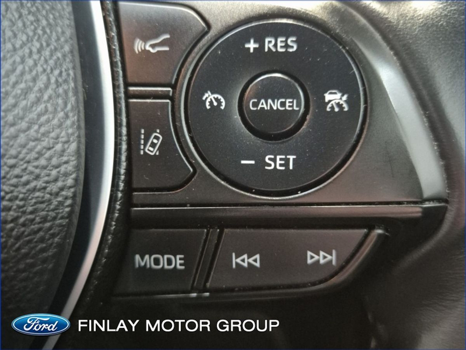 2020 Toyota Corolla - image 13