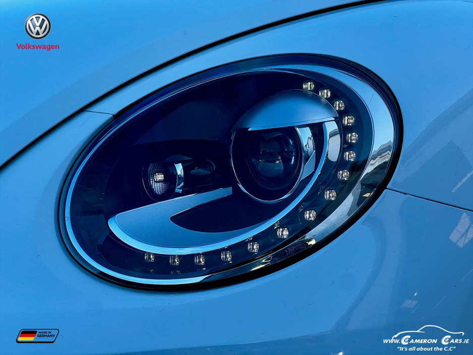 2013 Volkswagen Beetle - image 39