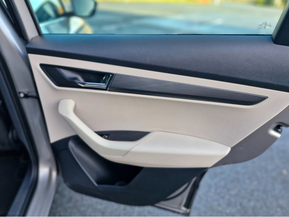 2018 Skoda Karoq STYLE 1.6 TDI €15,499