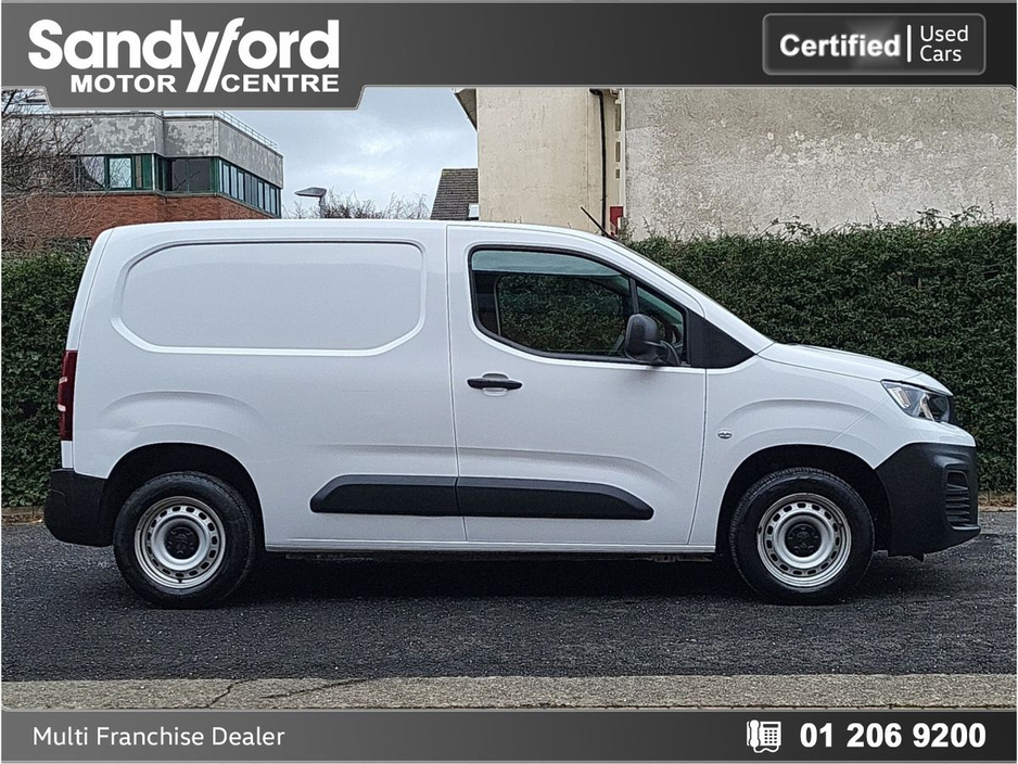 2024 Peugeot Partner PARTNER PRO PLUS1.5 HDI 100 65 €17,845