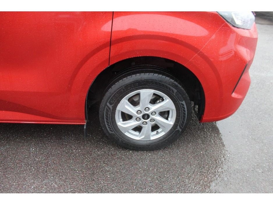 2025 Ford Transit Custom  €41,950