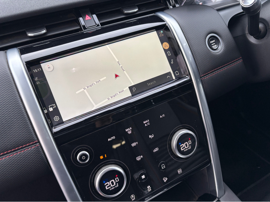 2022 Land Rover Discovery Sport 1.5 Hybrid R-Dynamic SE €34,900