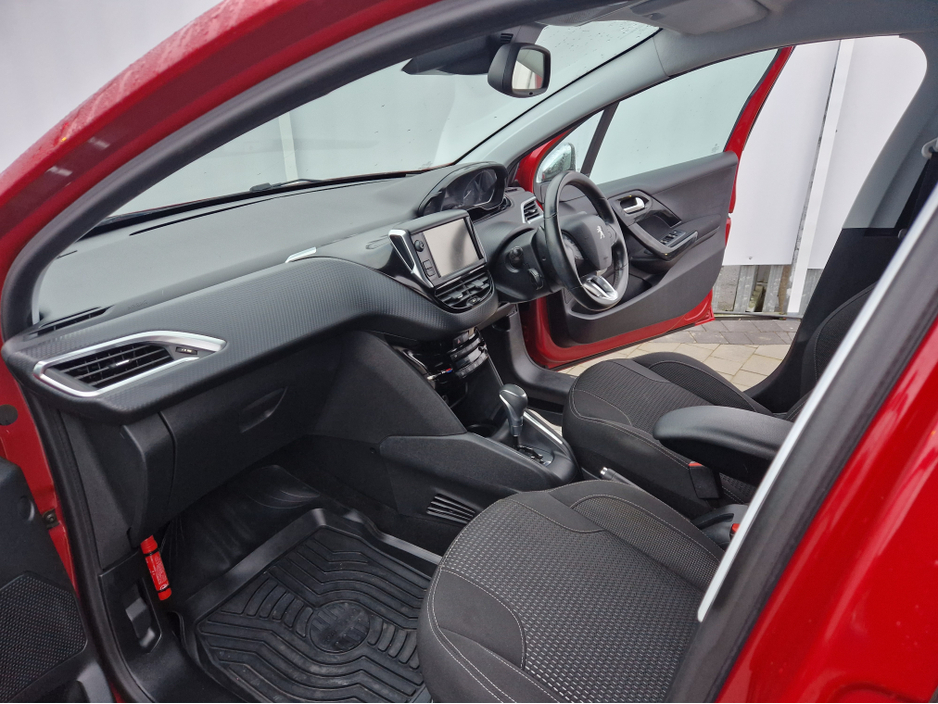 2017 Peugeot 208 1.2 PETROL AUTO €10,995