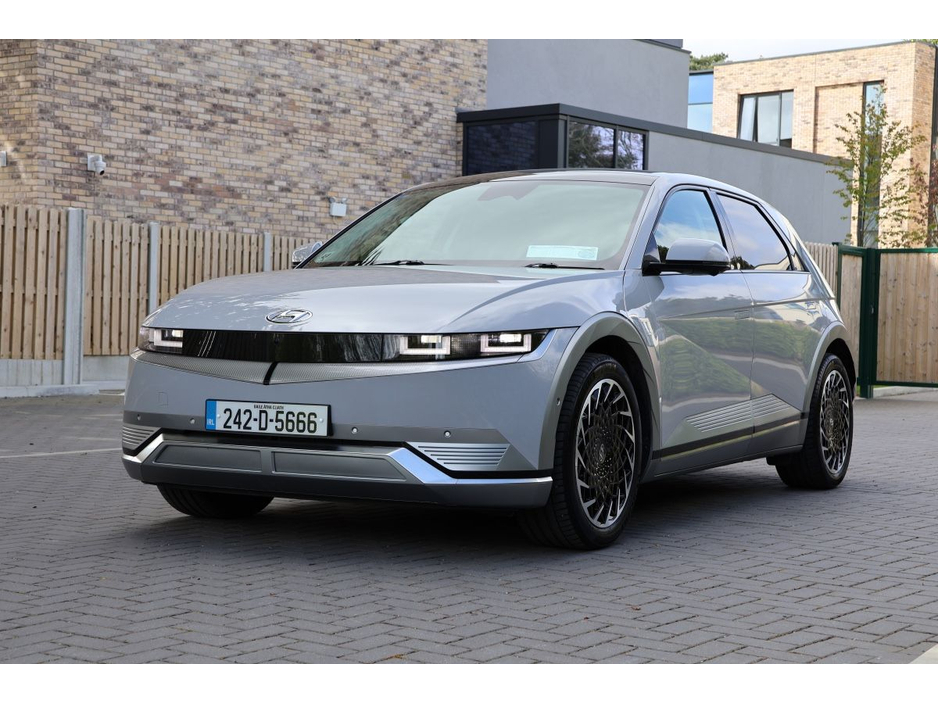 2024 Hyundai Ioniq 5 - image 3