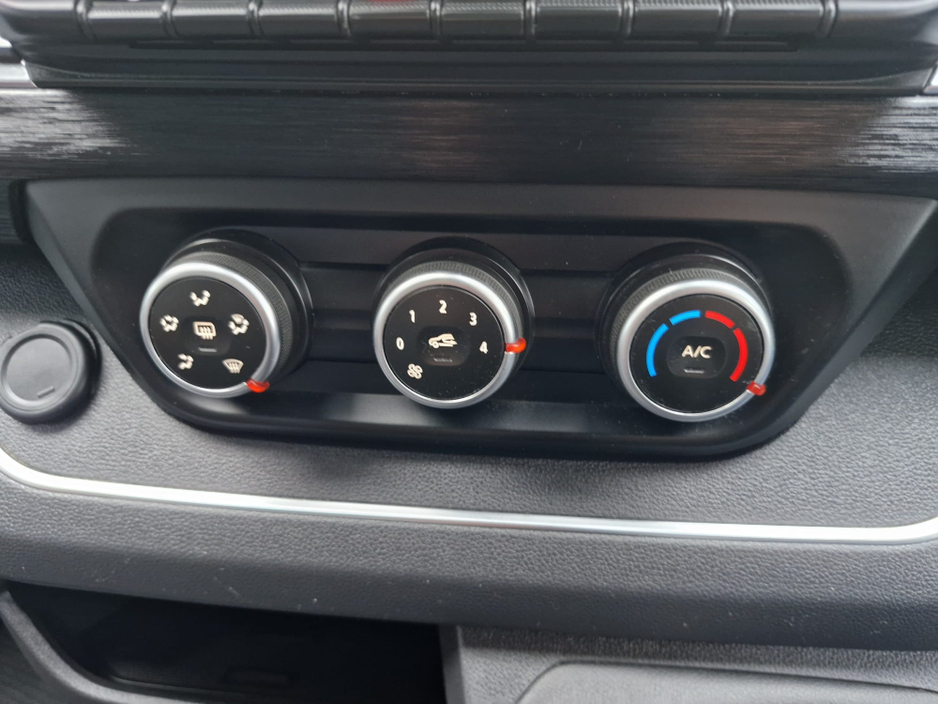 2023 Renault Trafic RED VAN FWD 130 3T1 E6 L2H1 3DR €18,450