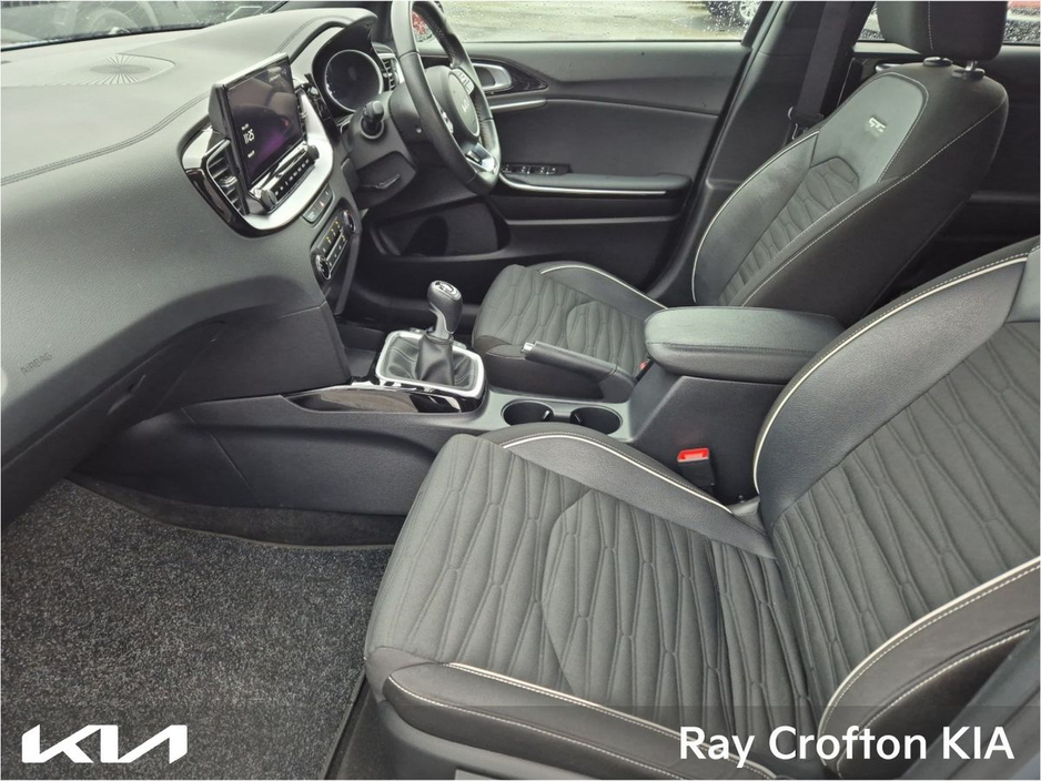 2023 Kia Ceed 1.6 MHEV GT Line Diesel €25,950