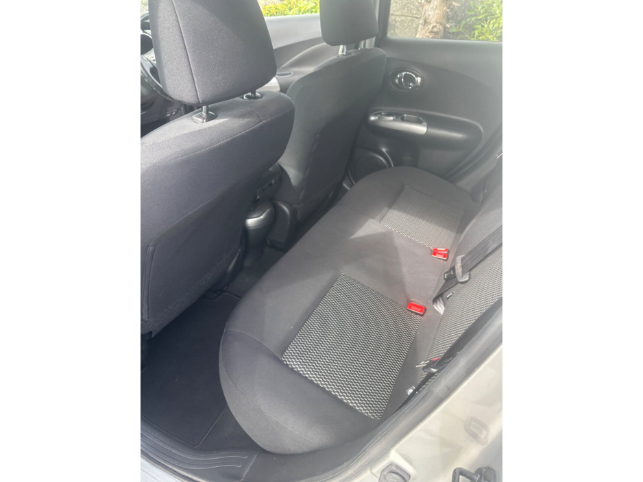 2015 Nissan Juke - image 8