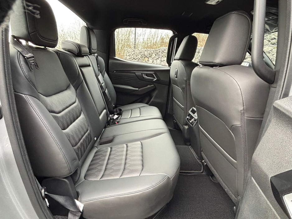 2025 Isuzu D-MAX V-CROSS AUTO DCB €49,789