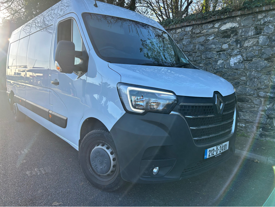 2021 Renault Master RED EDITION FWD 3T5 2DR €17,950