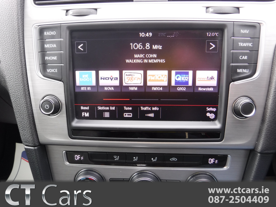 2016 Volkswagen Golf - image 16