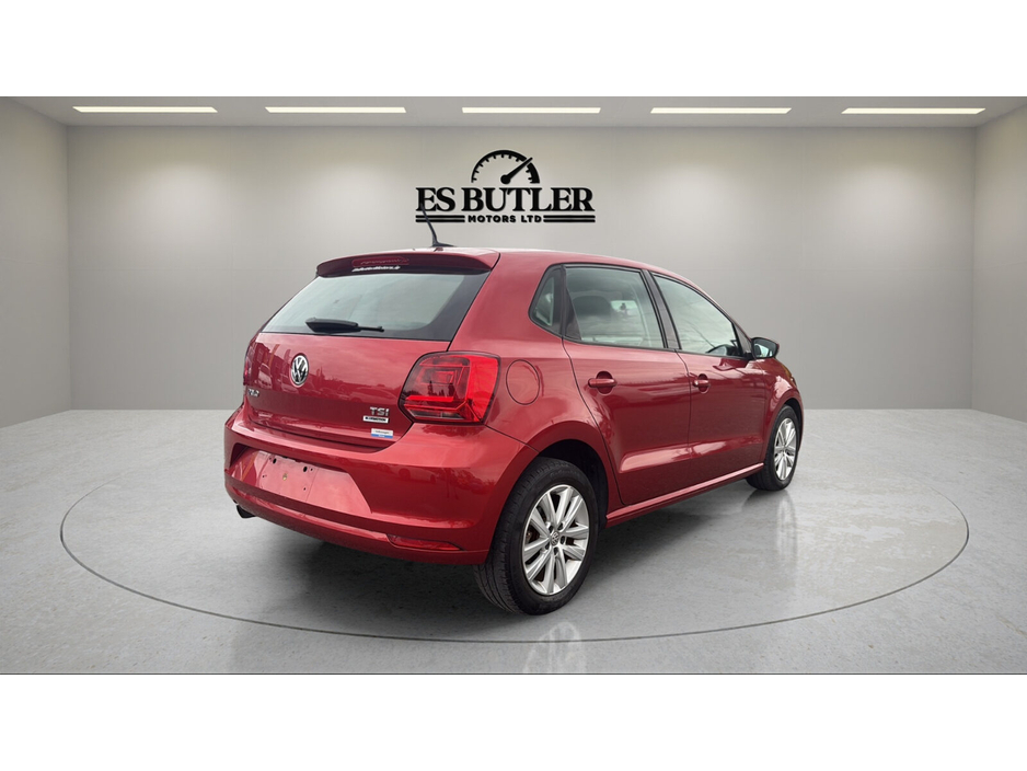 2016 Volkswagen Polo  €12,490
