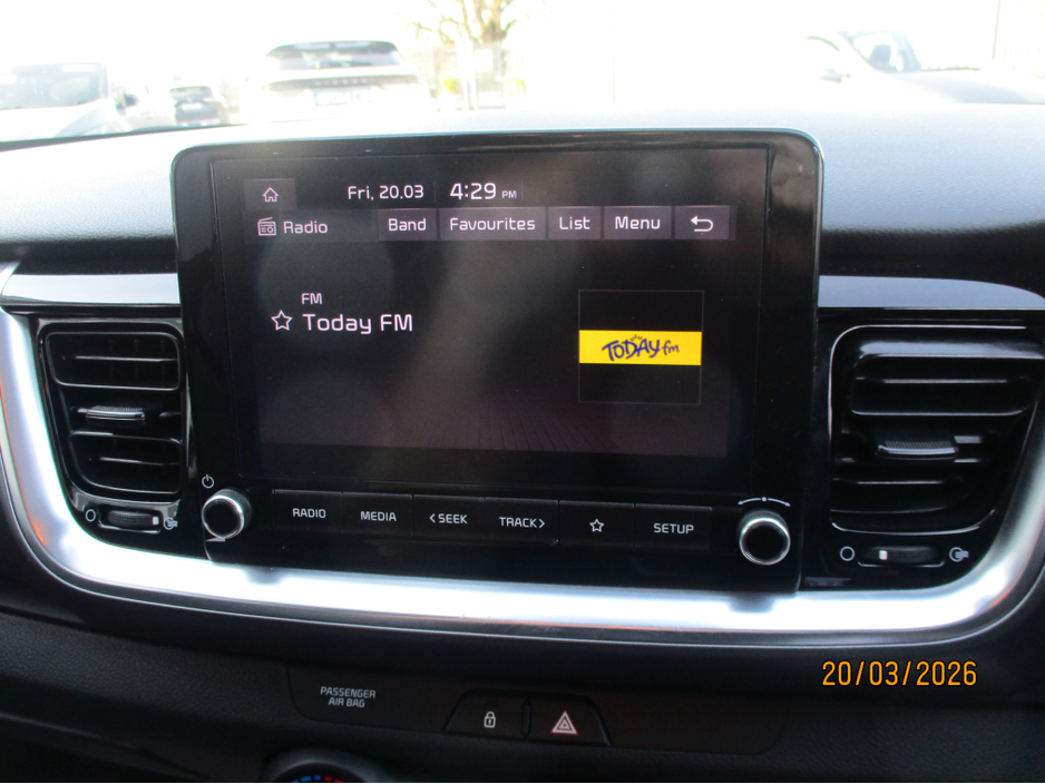 2023 Kia Stonic - image 20