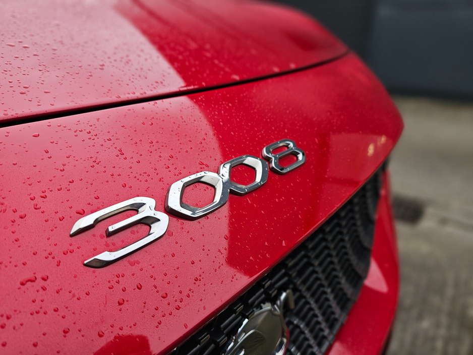 2024 Peugeot 3008 - image 9