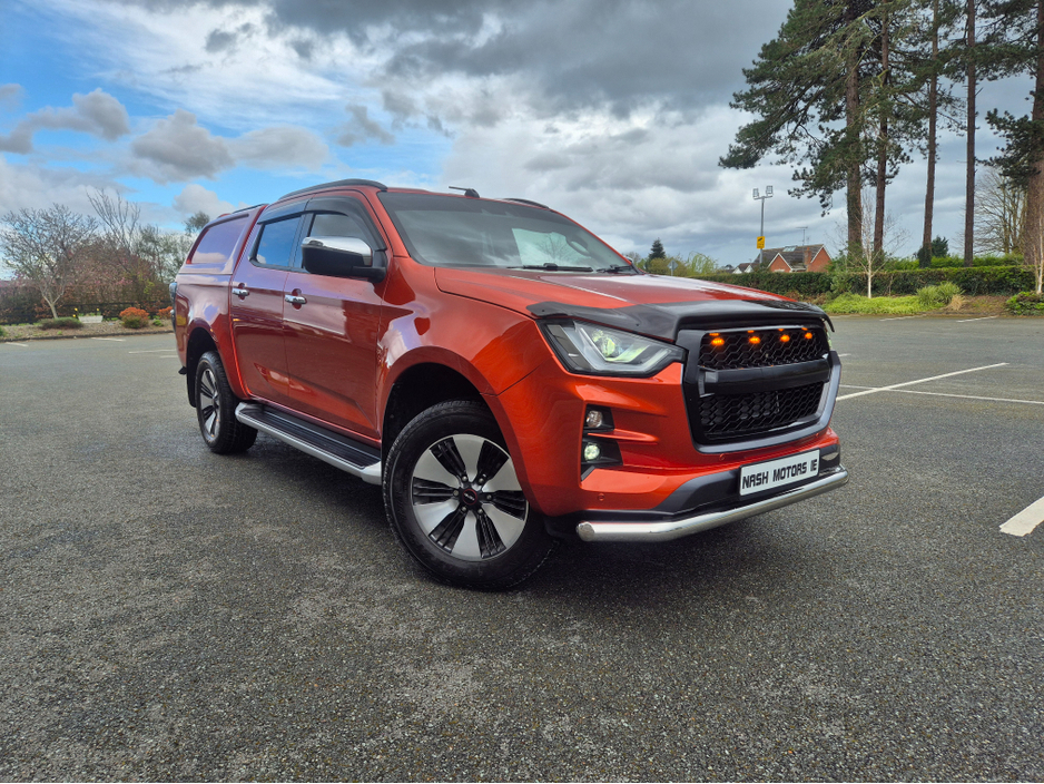 2021 Isuzu D-MAX - image 2