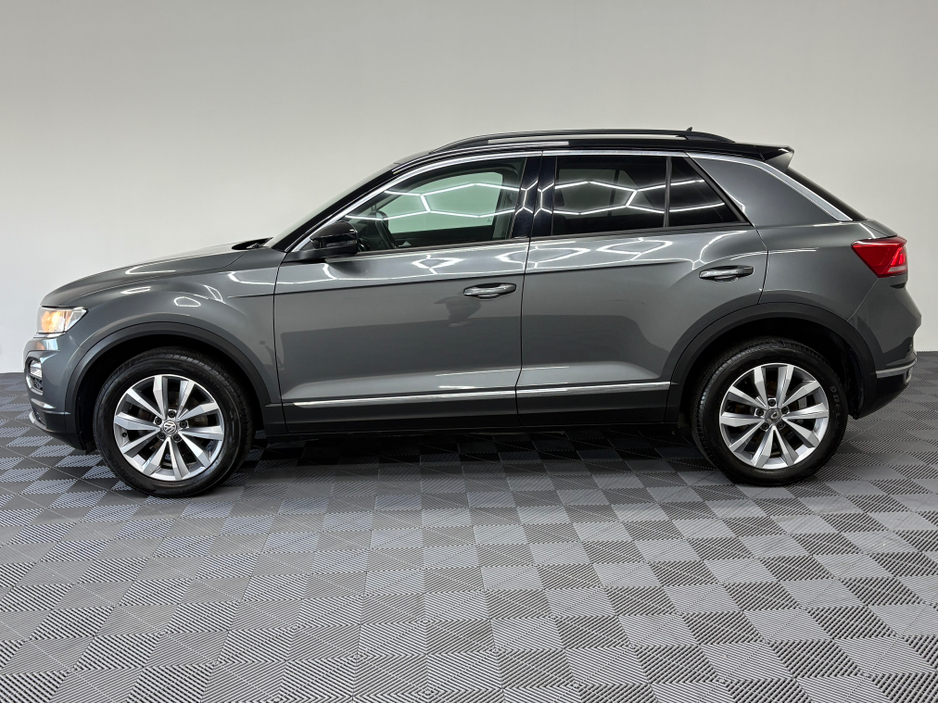 2019 Volkswagen T-Roc DESIGN TDI €18,950