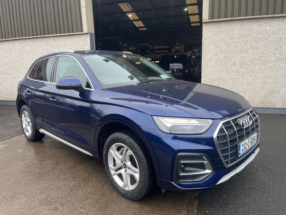2023 Audi Q5 - image 2