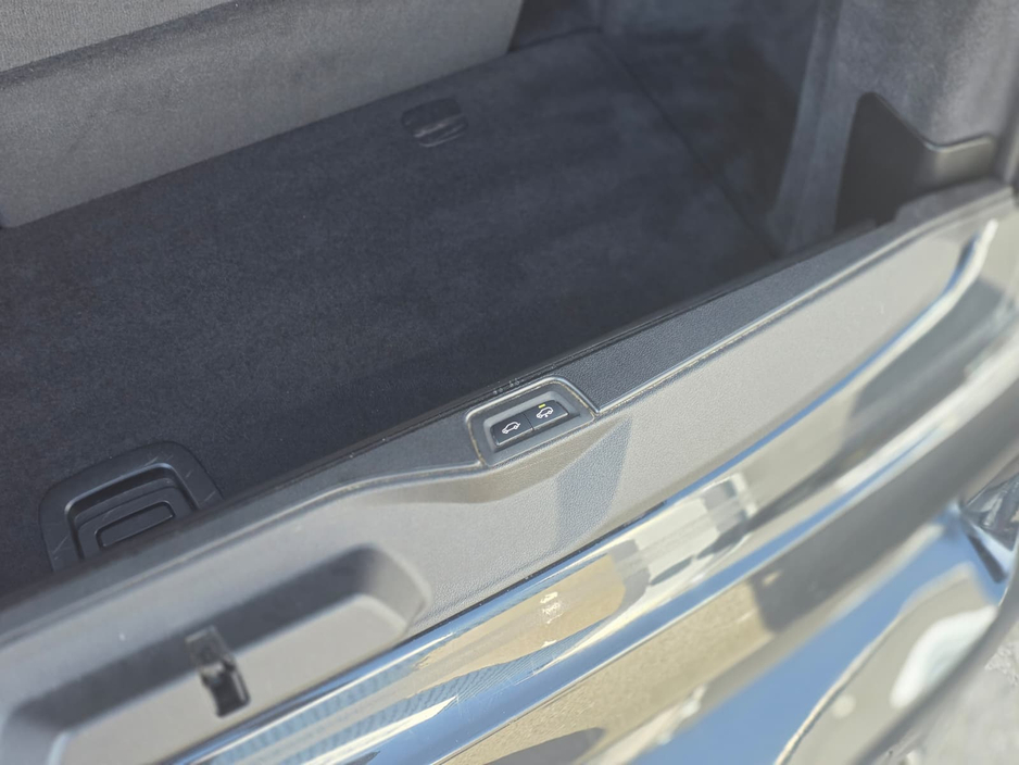 2019 BMW X5 - image 30