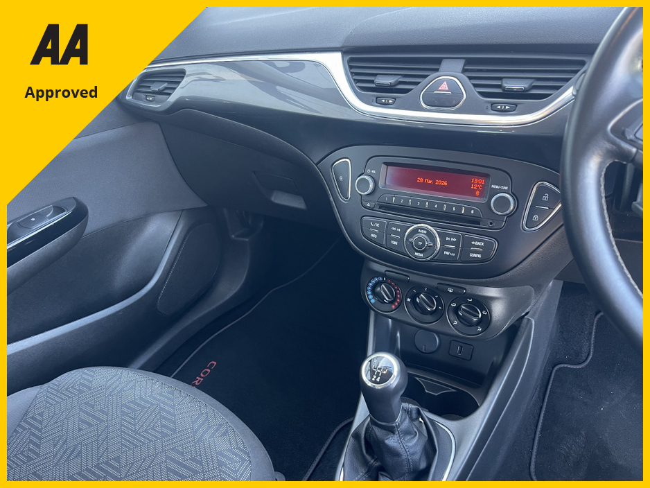 2018 Opel Corsa - image 7