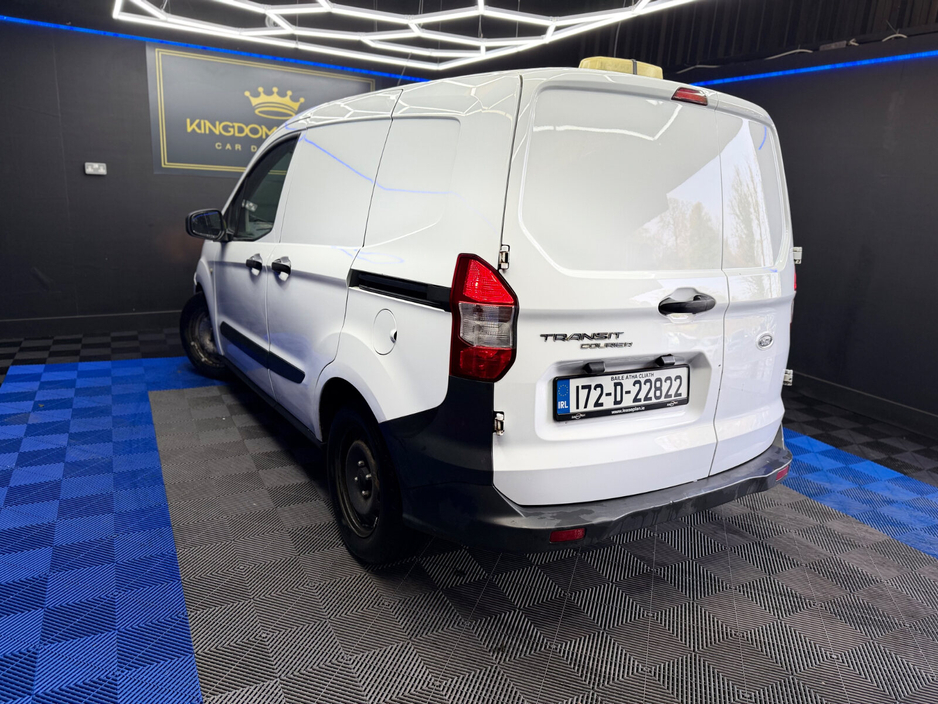 2017 Ford Courier  €6,400