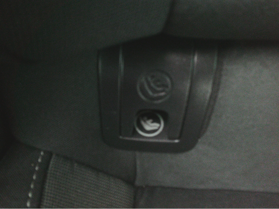 2018 Volkswagen Golf NEW NCT 2028, HIGHLINE, HEATED SEATS, REVERSE CAMERA, SAT./NAV., CRUISE, €190 TAX, LOW KMS. HISTORY. €16,999