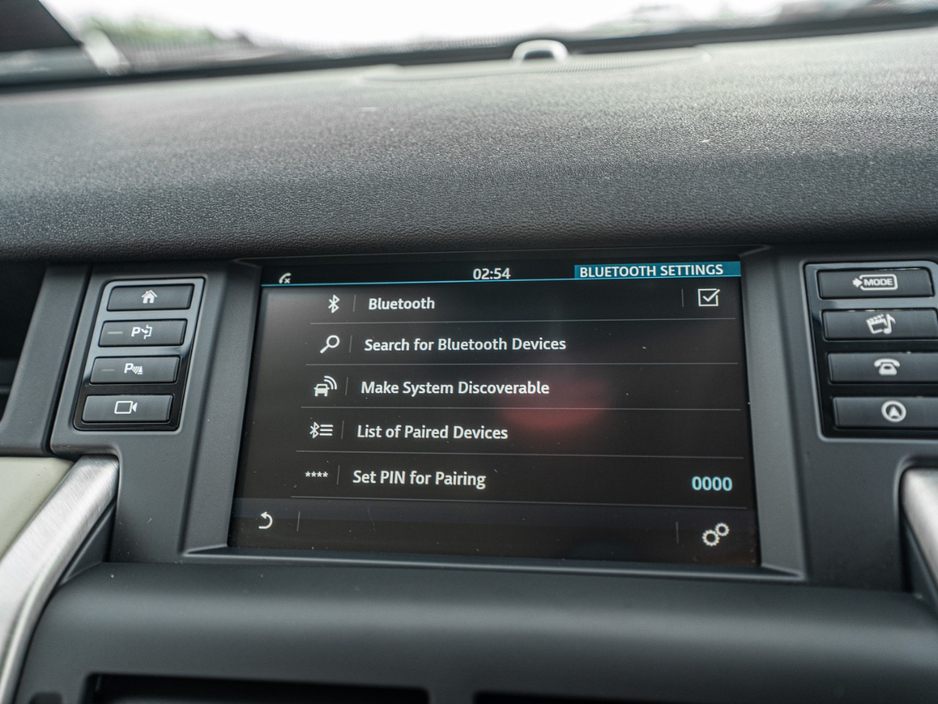 2016 Land Rover Discovery Sport - image 32