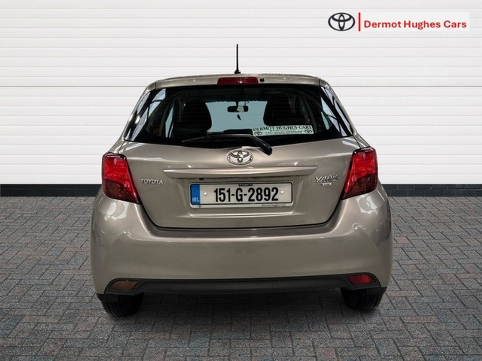 2015 Toyota Yaris 1.0 5DR LUNA MC €8,995