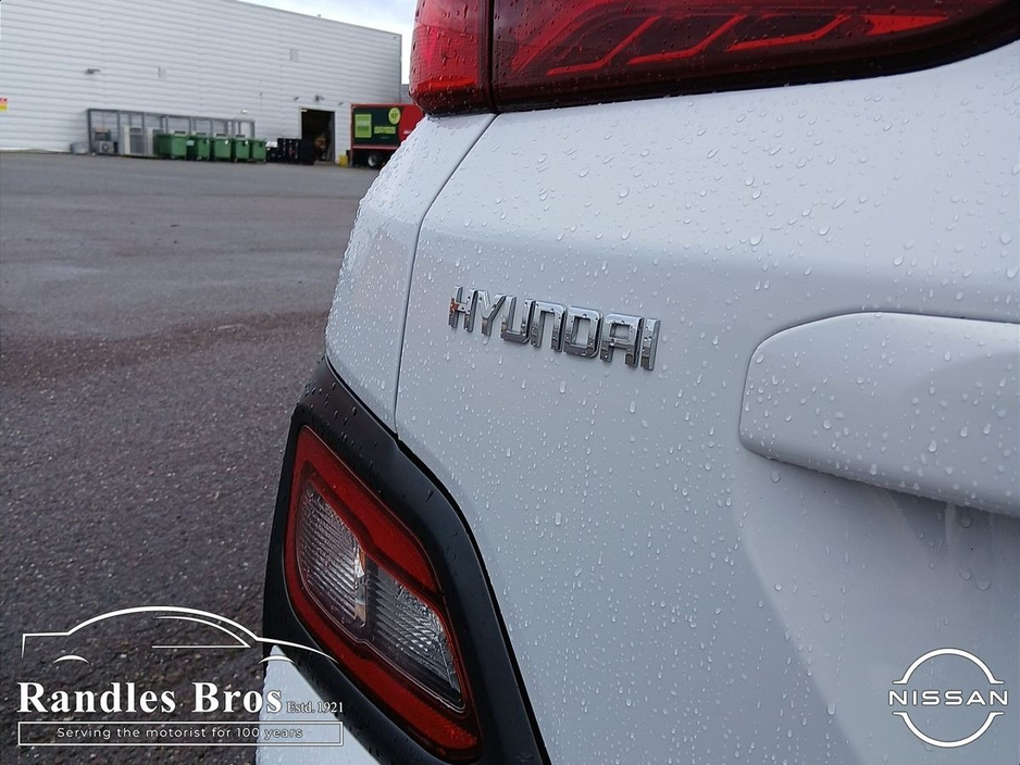 2020 Hyundai Kona - image 24