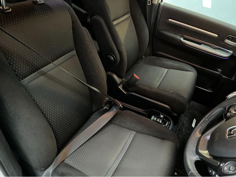 2019 Honda Stepwagon €26950 2019 HONDA STEPWAGON SPADA G HYBRID SENSING 7 SEATS 2.0 AUTOMATIC / CRUISE CONTROL / REVERSE CAMERA / ELECTRIC DOORS €26,950