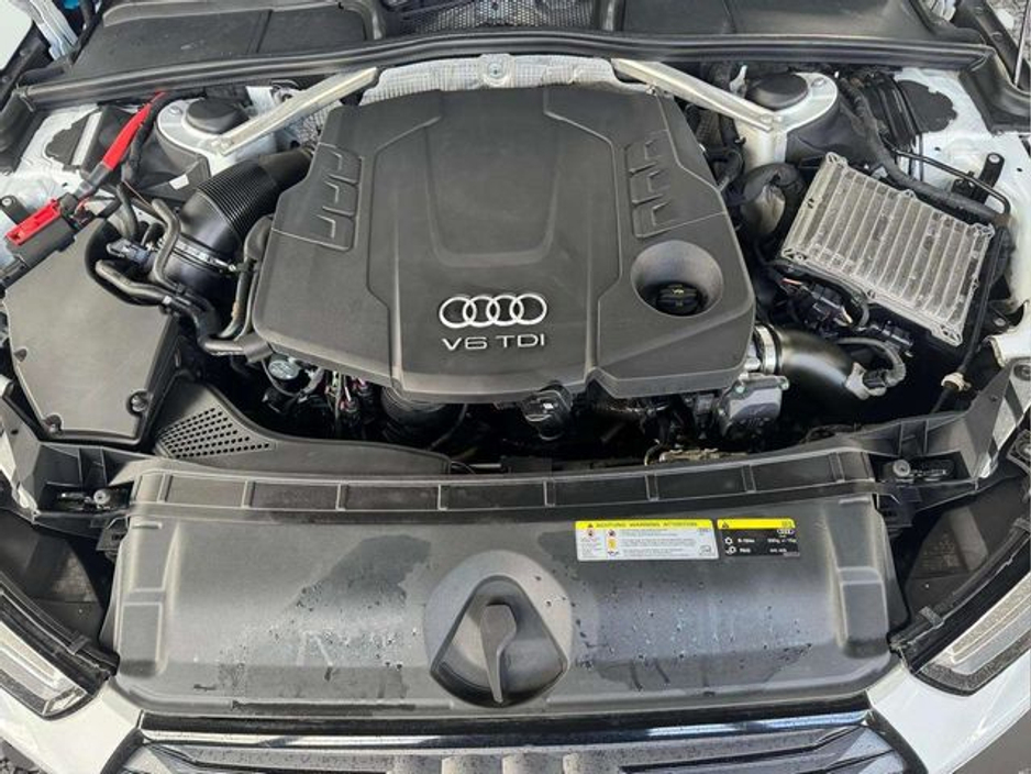 2016 Audi A4 - image 15