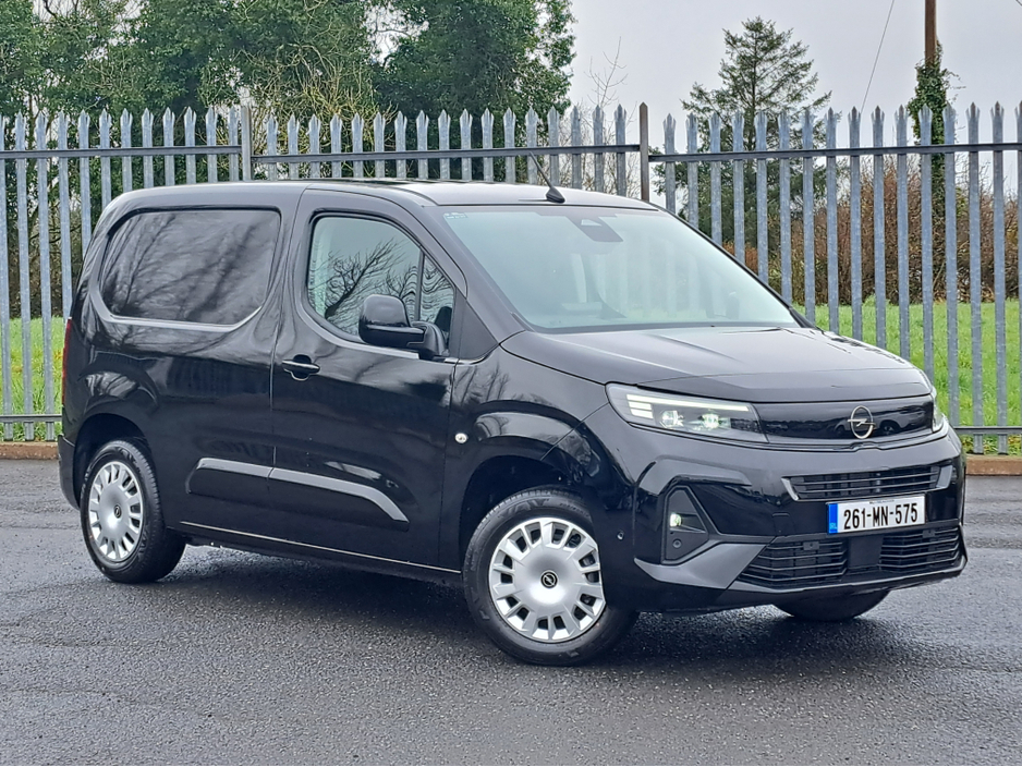 2026 Opel Combo - image 2